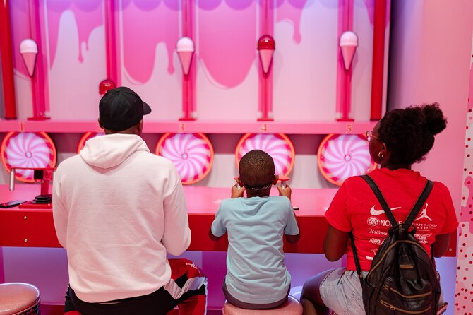 Museum of Ice Cream Chicago Admission Ticket - Mini golf, races, and hands-on play