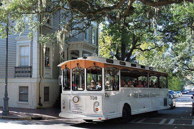Narrated Historic Savannah Sightseeing Trolley Tour - Mansions, museums, and the complicated past