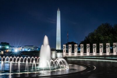 National Mall Monuments Night Tour with 10+ Stops, Entry Tickets
