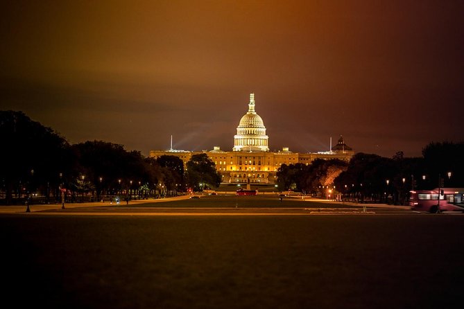National Mall Monuments Night Tour with 10+ Stops, Entry Tickets - Vietnam Veterans Memorial and the Vietnam Women’s Memorial