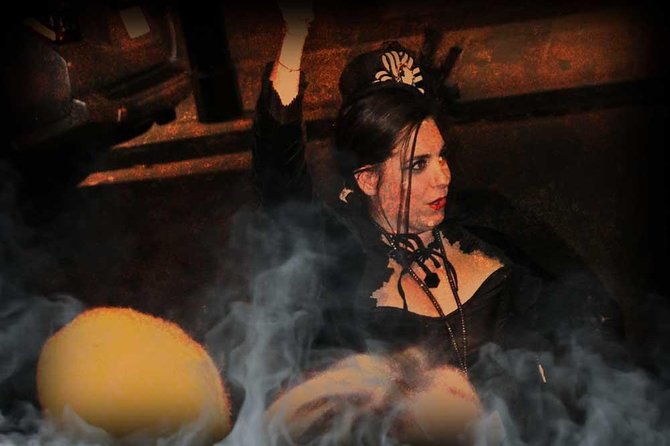 New Orleans Adults-Only Ghost, Voodoo and Vampire Tour - Stop two: New Orleans Pharmacy Museum