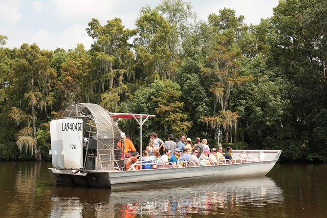 New Orleans Airboat Ride - Quick take on the Lafitte airboat ride