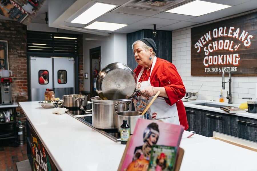 New Orleans: Cajun and Creole Cooking Class - Choosing between the morning and afternoon menus