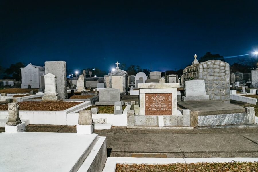 New Orleans: Cemetery Bus Tour At Dark with Exclusive Access - What the guides add to the experience