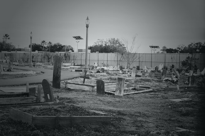 New Orleans Cemetery Bus Tour with Exclusive Cemetery Access - The Morning Call stop for a bathroom break