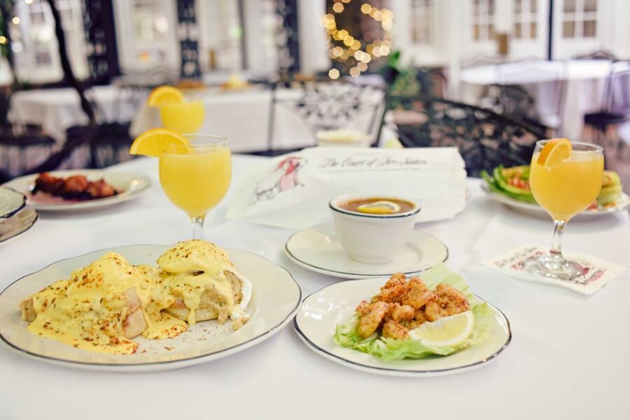 New Orleans: 'Court of Two Sisters' Jazz Brunch Buffet - A French Quarter brunch built around the courtyard