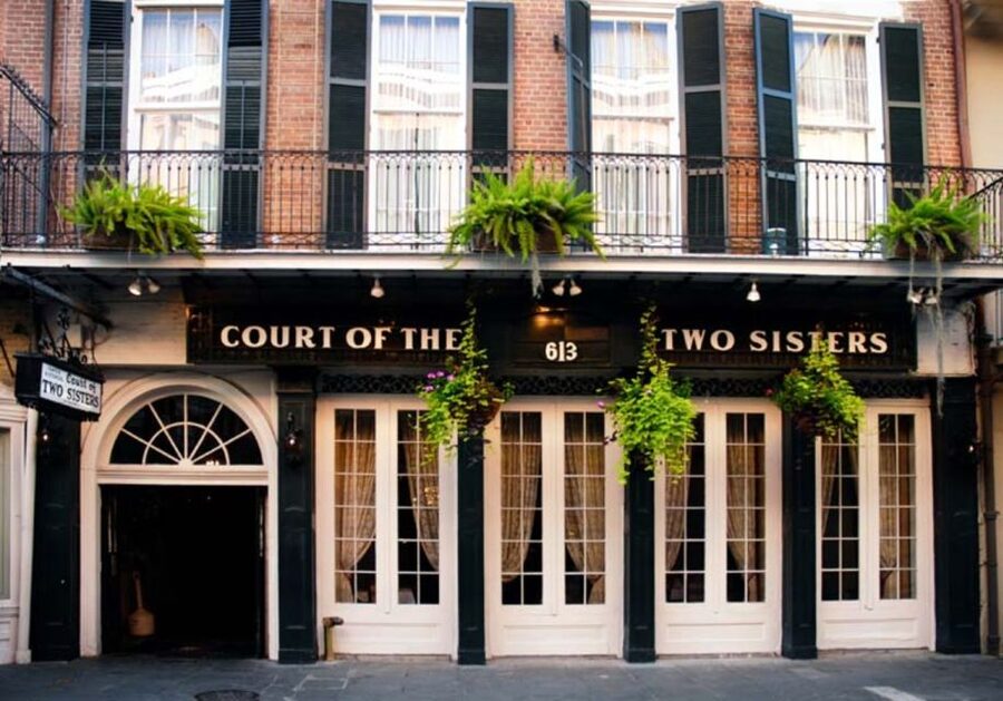 New Orleans: 'Court of Two Sisters' Jazz Brunch Buffet - Is $51 a fair price?