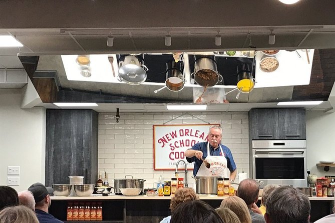 New Orleans Demonstration Cooking Class with Meal - What happens during the two-hour demonstration