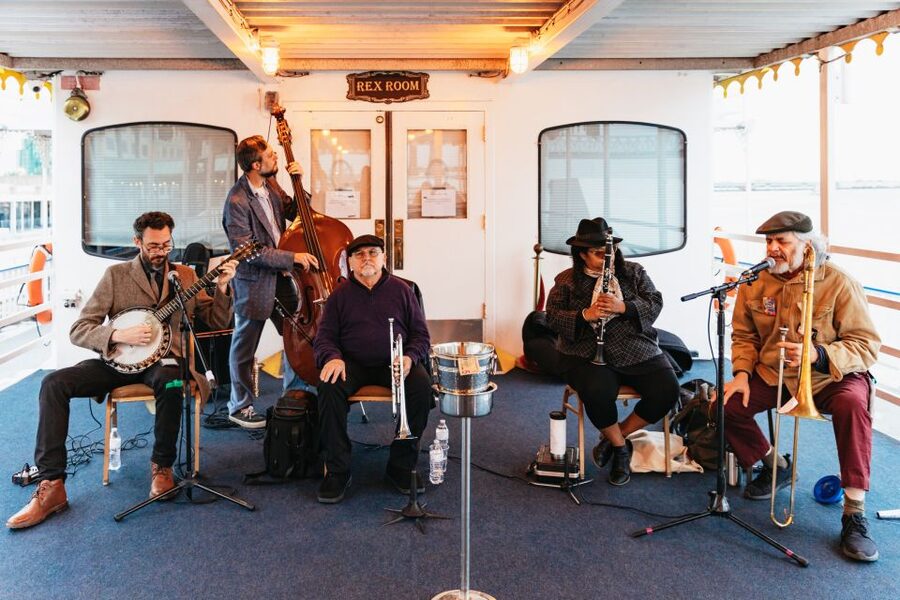 New Orleans: Evening Jazz Boat Cruise with Optional Dinner - The optional Creole dinner: what you actually get