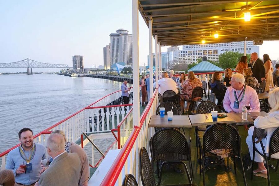 New Orleans: Evening Steamboat Jazz Cruise + Optional Dinner - Weather, comfort, and practical planning