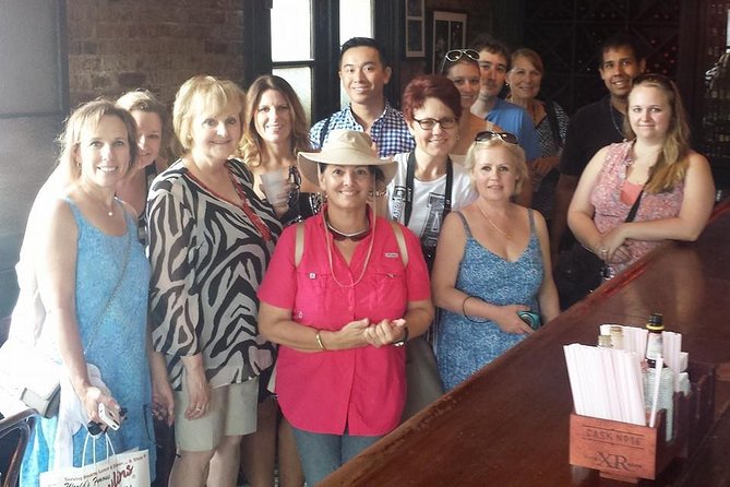 New Orleans Food Walking Tour of the French Quarter with Small-Group Option - Po-boys, jambalaya, and the main course parade