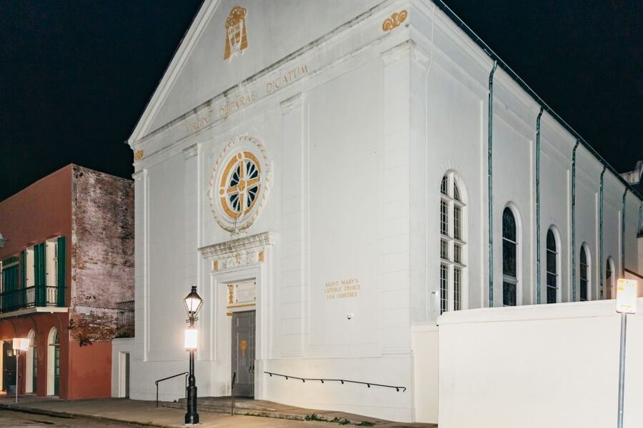 New Orleans: French Quarter Ghost Tour with Interior Visit - Why the private interior visit changes the tour