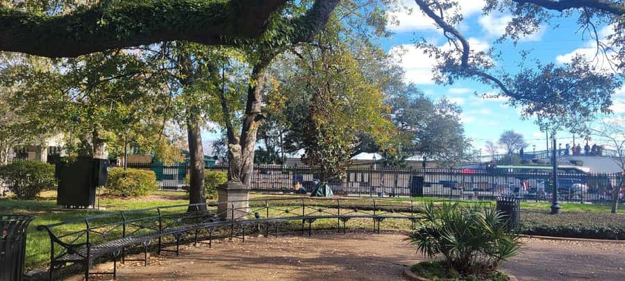 New Orleans: French Quarter, Voodoo and Cultural Experience - Through the French Quarter, with history underfoot