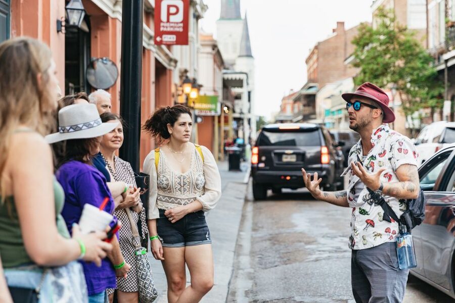 New Orleans Haunted Ghost, Voodoo & Vampire Walking Tour - The break after about an hour