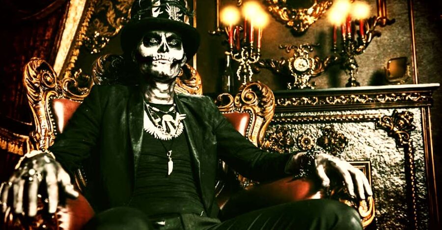 New Orleans Haunted Ghost, Voodoo & Vampire Walking Tour - Muriel’s and Jackson Square