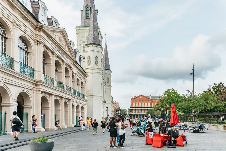 New Orleans Haunted Ghost, Voodoo & Vampire Walking Tour - LaLaurie Mansion and the hardest story of the walk
