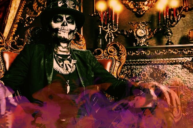 New Orleans Premier Ghost, Voodoo and Vampire Walking Tour - Why the French Quarter works so well after dark