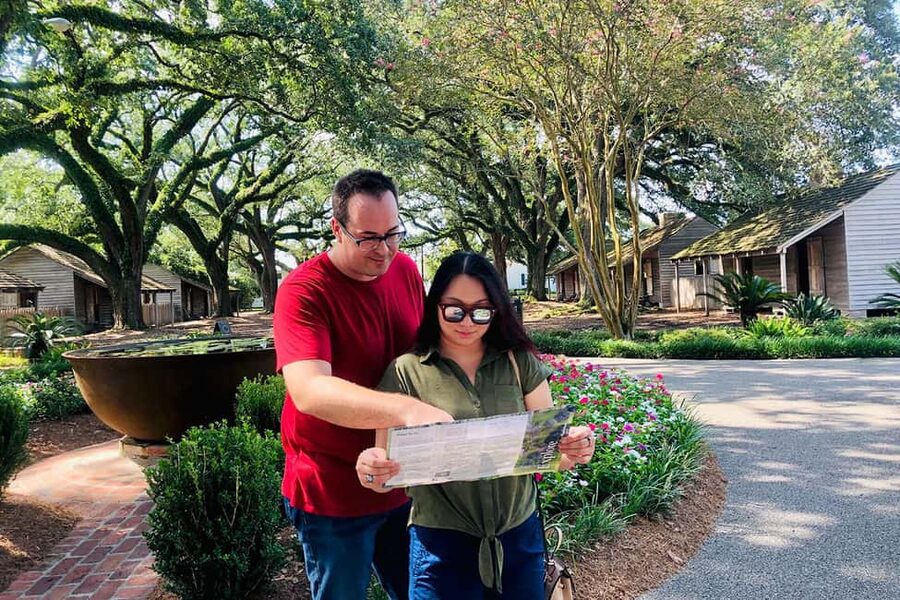 New Orleans: Swamp Boat Ride & Oak Alley Plantation Tour - Should you book the Oak Alley and swamp combination?