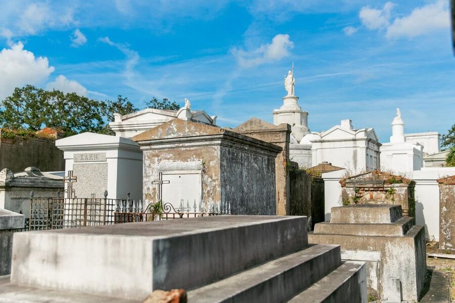 New Orleans: Walking Tour Inside St. Louis Cemetery No. 1 - What the $25 price really covers