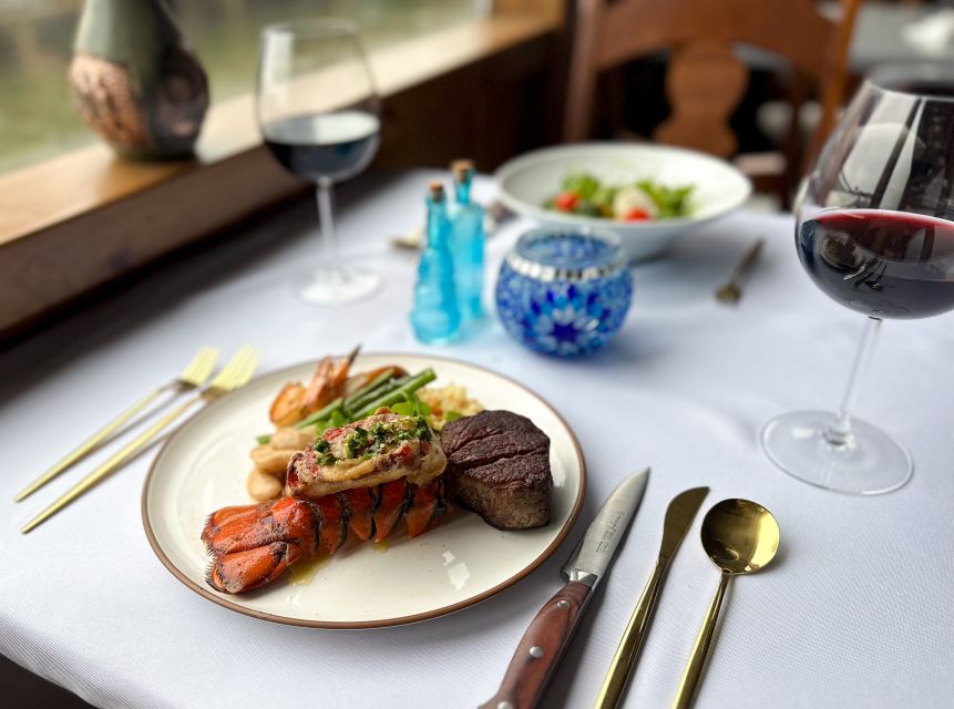 New York City: Gourmet Dinner Cruise with Live Music - Governors Island and the Lower Manhattan loop