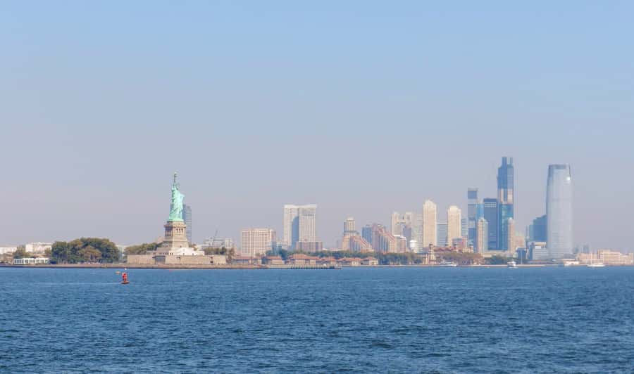 New York City: Statue of Liberty & Ellis Island Guided Tour - Live guide, Basic audio, or Premium?