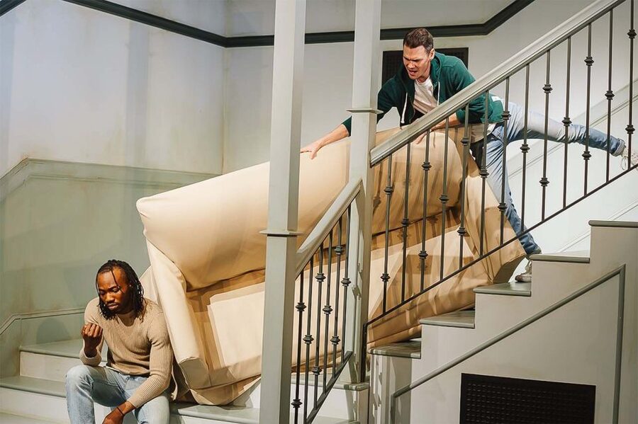 New York City: The FRIENDS™ Experience Entry Ticket - Who should book The FRIENDS™ Experience?