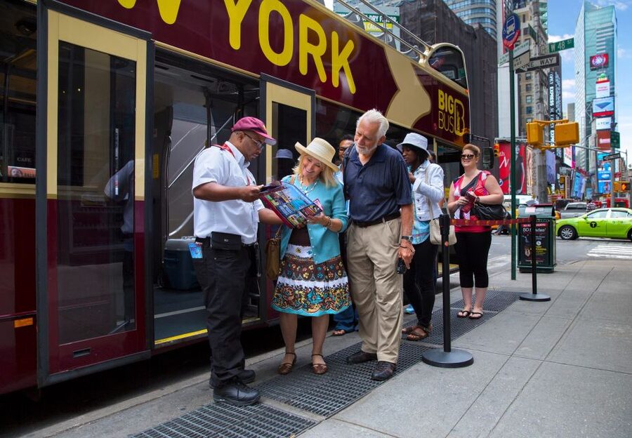 New York: Hop-on Hop-off Sightseeing Tour by Open-top Bus - Should you book it?