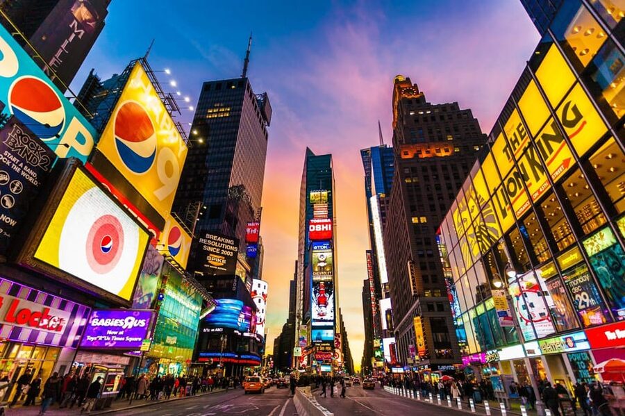 New York Manhattan:JFK EWR LGA Private Hotel Transfer - Areas served and who should use it