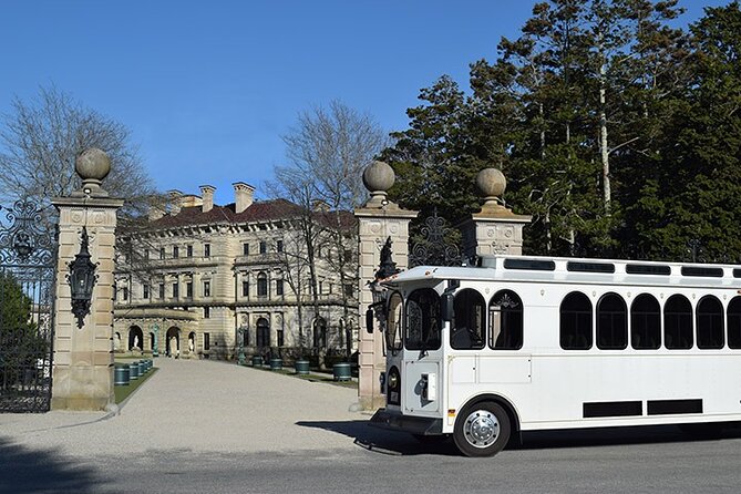 Newport Gilded Age Mansions Trolley Tour with Breakers Admission - Bellevue Avenue, The Elms, and the International Tennis Hall of Fame