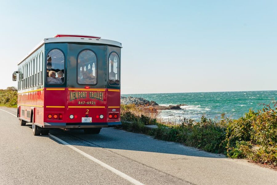 Newport: Scenic Trolley Tour - Accessibility and Practical Planning