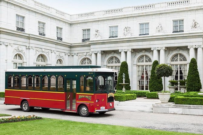 Newport Trolley Tour - Viking Scenic Overview - The old town and Newport’s earlier chapters