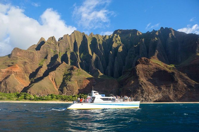 Ni'ihau and Na Pali Coast Snorkel Boat Tour - A 6 a.m. start and sunrise on the south shore