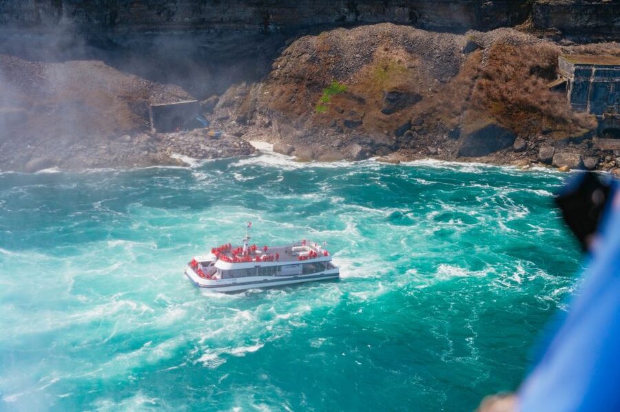 Niagara Falls, USA: American Tour & Maid of The Mist - Observation Tower: your first high view of the falls