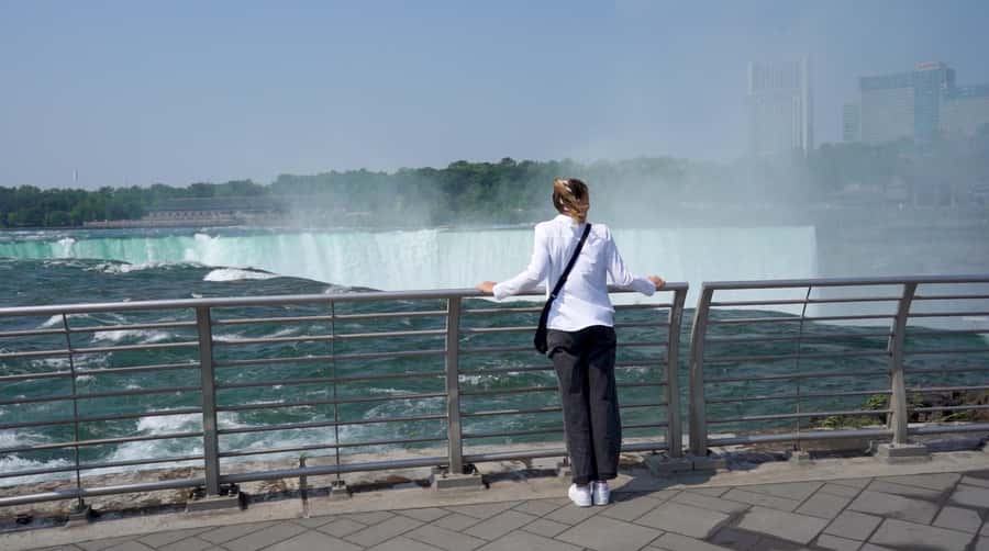 Niagara Falls USA: Cave of the Winds & Maid of the Mist Ride - Cave of the Winds and the hurricane deck