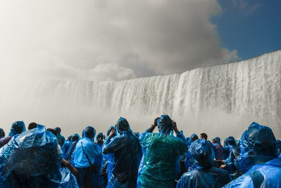 Niagara Falls, USA: Guided Tour with Maid of the Mist Cruise - A realistic two-hour rhythm