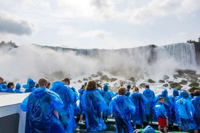 Niagara Falls, USA: Maid of Mist & Cave of Winds Combo Tour - Why this four-hour Niagara Falls tour works