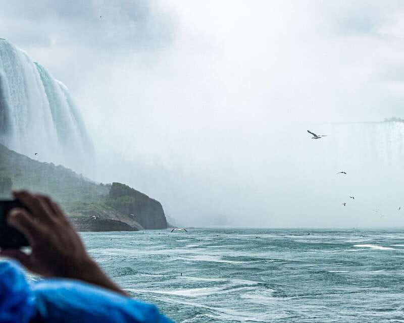 Niagara Falls, USA: Maid of Mist & Cave of Winds Combo Tour - Starting at the Hard Rock Cafe on Prospect Street