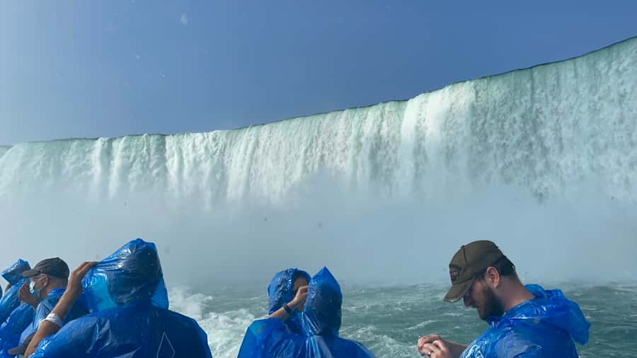 Niagra Falls, USA Side: Boat, Cave and Shuttle pass Tour - Key points to know before you book