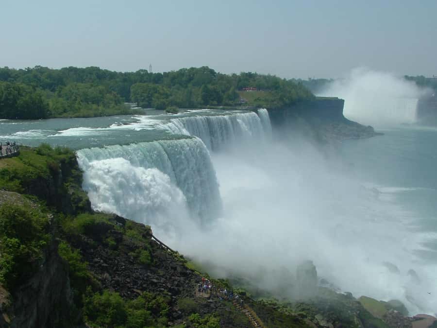 Niagra Falls, USA Side: Boat, Cave and Shuttle pass Tour - Why the two wet attractions make this tour worthwhile