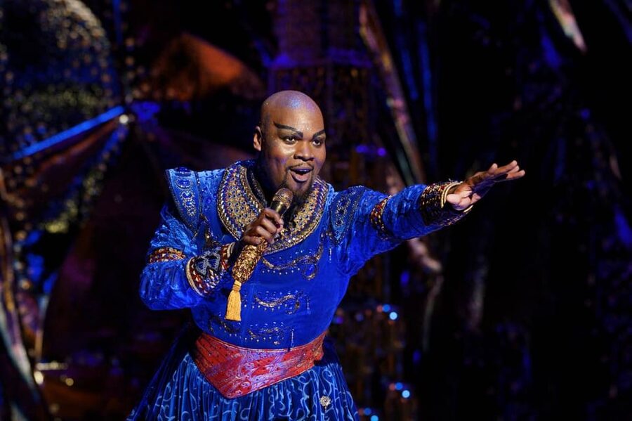 NYC: Aladdin the Musical on Broadway - The magic carpet and other stage effects