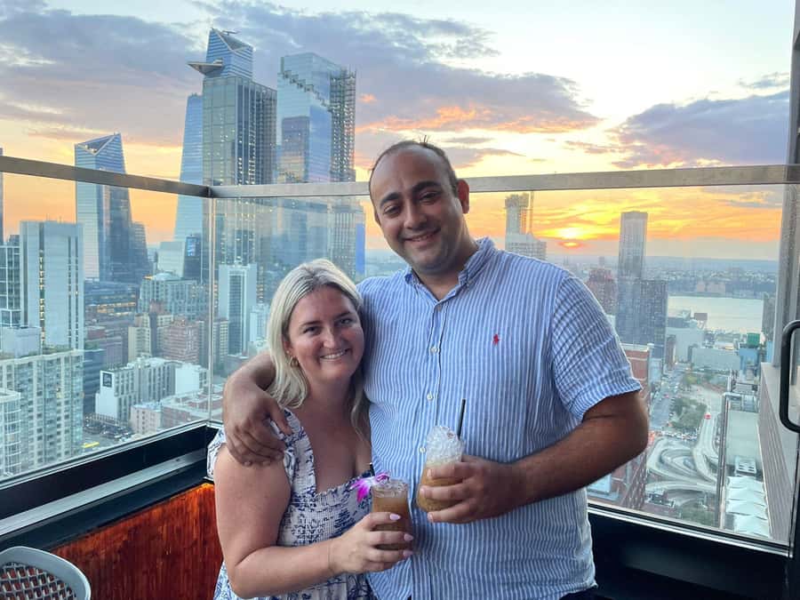 NYC: Bar, Lounge and Rooftop Nightlife Tour - What to wear and what to carry