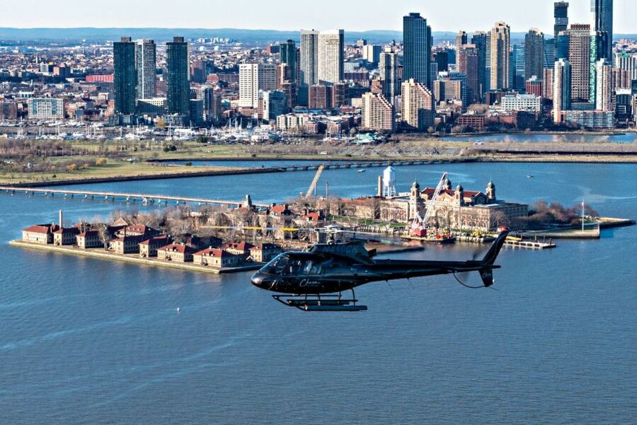NYC: Big Apple Helicopter Tour - Central Park and the longer 20 or 30 minute route