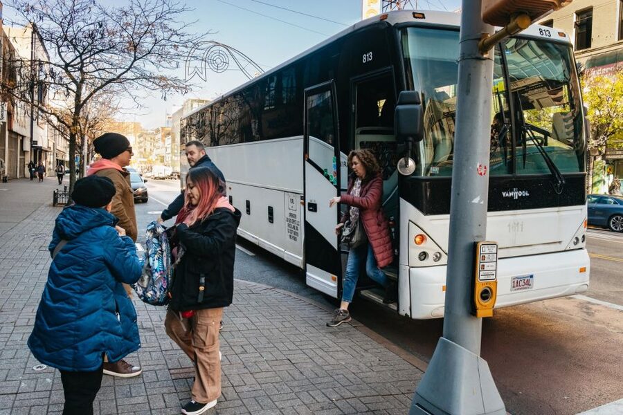 NYC: Brooklyn, Bronx, Queens Sightseeing Bus Tour - Key points at a glance