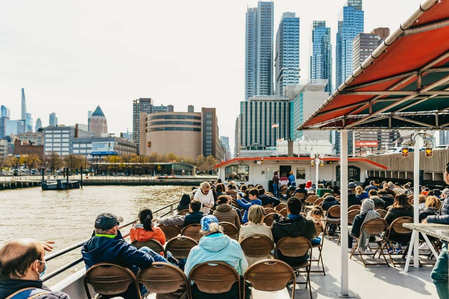 NYC: Circle Line 2.5 Hour Best of NYC Boat Cruise - Upper Manhattan and the less familiar sights