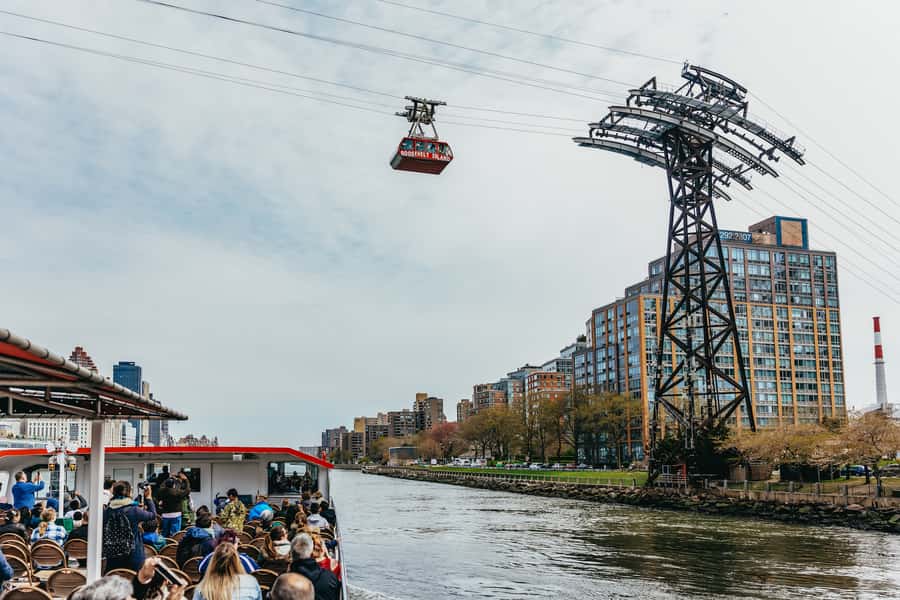 NYC: Circle Line 2.5 Hour Best of NYC Boat Cruise - What the boat is like for 2.5 hours