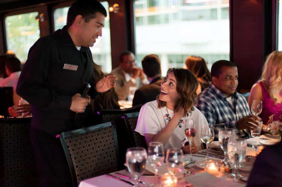NYC: City Cruises Brunch, Lunch, or Dinner Buffet Cruise - Choosing between brunch, lunch, and dinner