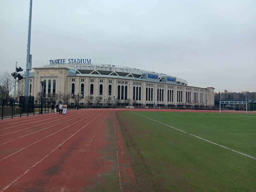 NYC: Contrasts of Bronx, Queens, Brooklyn, & Manhattan Tour - Key points at a glance