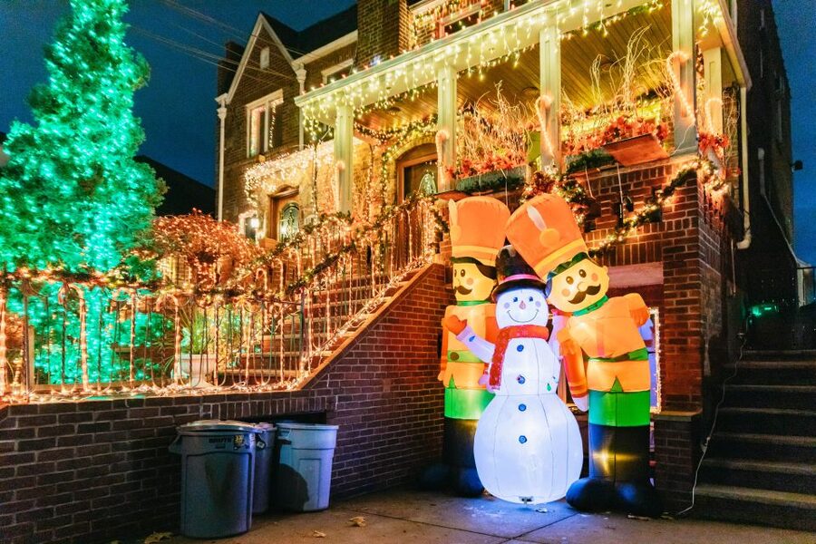 NYC: Dyker Heights Christmas Lights & Skyline View Bus Tour - Who will enjoy this evening most?
