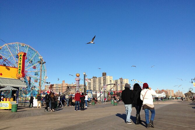 NYC Highlights Tour: Bronx, Brooklyn, Harlem, Queens & Coney - Brooklyn, Williamsburg, and the DUMBO view