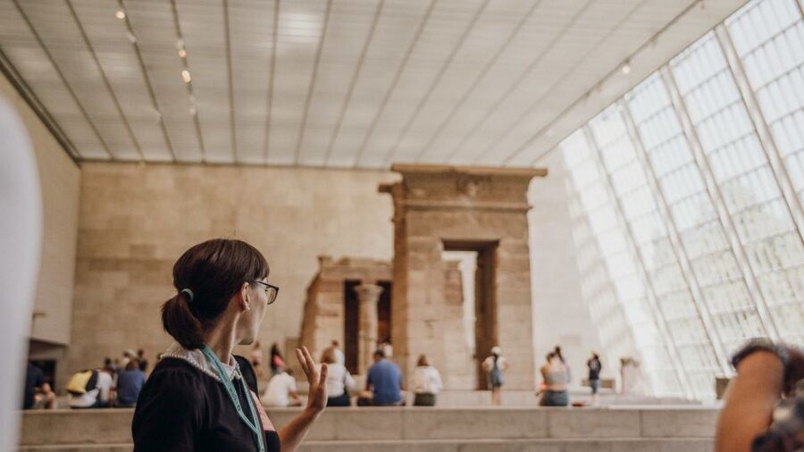NYC: Meet the Met – Extended 3hr Small-Group Tour - Meeting the Guide Beside the Seated Pharaoh